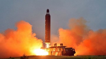 Triều Tiên kêu gọi bỏ cấm vận nhưng vẫn thử tên lửa đạn đạo