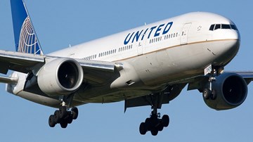Mã mở cửa buồng lái của United Airlines bị phát tán trên mạng