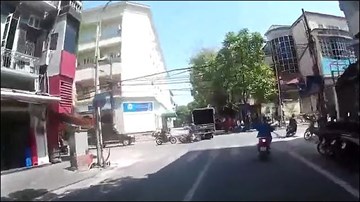 Dù gặp nạn trên phố, nhưng chàng trai trẻ lại bất ngờ bị chỉ trích