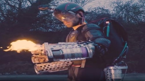 Con người có thể bay như Iron man