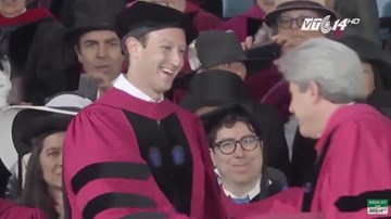 Ông chủ Facebook nhận bằng tốt nghiệp Havard sau 12 năm... bỏ học