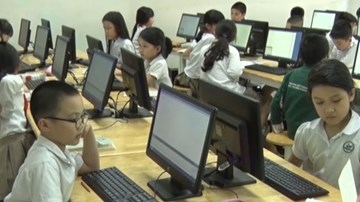 Từ ngày 1.6, khoe bảng điểm của con lên facebook là phạm luật