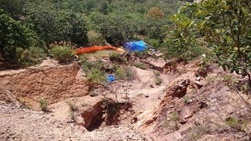 Thâm nhập “thánh địa” vàng tặc ở Tơ Nung, Gia Lai