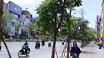 Hà Nội: Cụ bà đột tử giữa đường ngày nắng nóng