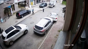 Đây là lý do vì sao đỗ xe là ác mộng của nhiều phụ nữ