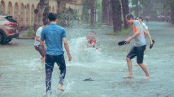 “Mưa tháng 6 máu rồng” giải nhiệt cho miền Bắc