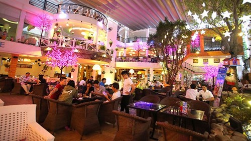 Ý kiến xung quanh thu tiền tác quyền âm nhạc với quán cà phê