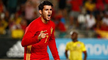Morata giúp Tây Ban Nha khỏi bẽ mặt trước Colombia