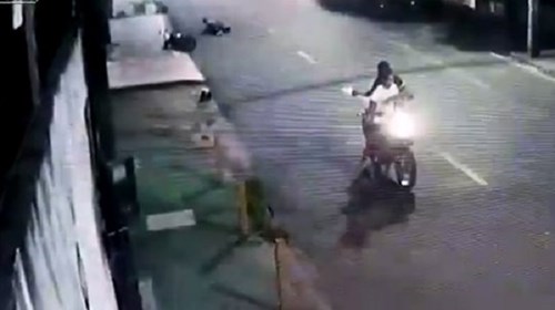 Giật điện thoại, tên cướp nổ súng bắn gục nạn nhân
