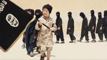 Dâng con thơ cho IS và cái giá phụ huynh phải trả