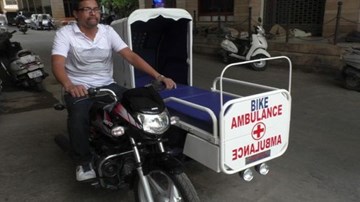 Ấn Độ: Biến xe máy thành... xe cứu thương