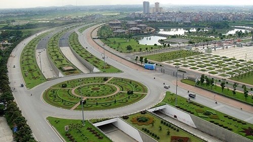 Ngừng chi 53 tỷ mỗi năm cho cắt cỏ, đại lộ Thăng Long giờ ra sao?