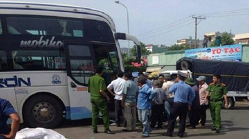 Nam thanh niên chết trên xe giường nằm, hành khách không ai biết