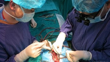 Kỳ diệu trái tim cô gái 18 tuổi hồi sinh trong ngực chàng trai 27 tuổi