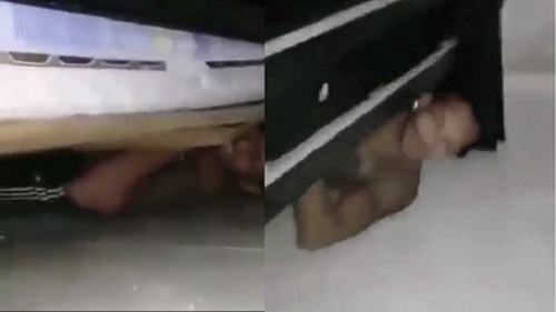 Mẹ chồng tá hỏa khi bắt quả tang con dâu giấu nhân tình dưới gầm giường
