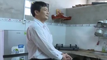 Mẹ ruột thông đồng người tình nhiều lần hại đời con gái