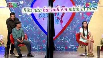 Chàng nhút nhát vừa gặp bạn gái đã rủ đi tắm biển chung