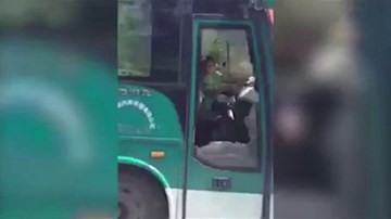 Bé trai 9 tuổi 