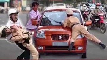 Hình phạt cho người chống đối cảnh sát giao thông còn quá nhẹ?