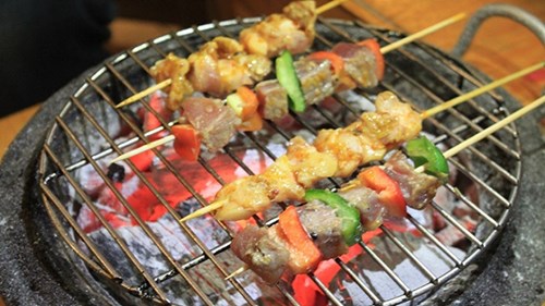 Sự thật giật mình về đồ nướng siêu rẻ