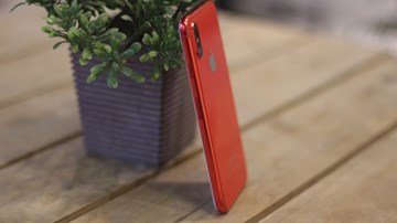 Trải nghiệm nhanh smartphone giá 3 triệu có thiết kế giống iPhone 8