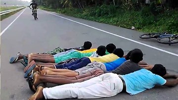 Clip hài: Cứ thế này thì biết trách ai bây giờ?