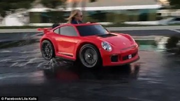 Cô bé 5 tuổi drift xe siêu đẳng