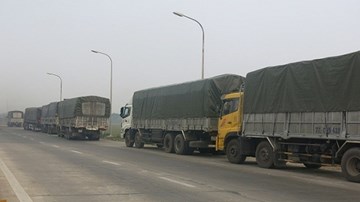 “Tá hỏa” thủ đoạn xe quá tải trốn trạm cân