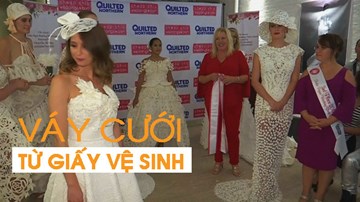 Váy cưới làm từ giấy vệ sinh: Xu hướng của thời trang thế giới