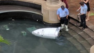 Robot chống đuối nước 