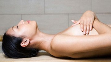 'Bật mí' những bí mật của núi đôi phái nữ