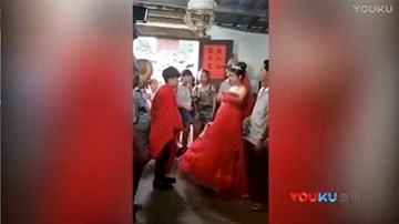 Đám cưới của cặp đôi 13 tuổi ở Trung Quốc