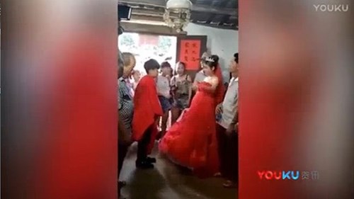 Đám cưới của cặp đôi 13 tuổi ở Trung Quốc