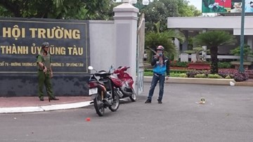 Bắt đối tượng quăng bom xăng vào hội trường Thành ủy Vũng Tàu