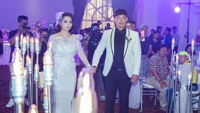 Bình Minh làm đám cưới với Mai Thu Huyền: Sự thật về mối tình 12 năm