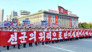 Hàng vạn người Triều Tiên mít tinh 'thách thức' Mỹ