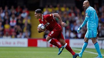 Liverpool tuột chiến thắng sau màn rượt đuổi nghẹt thở