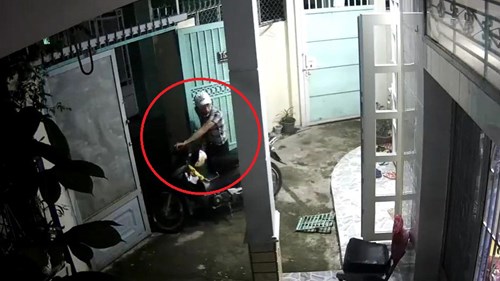 Trộm xe máy còn 'lịch sự' đóng cổng giúp chủ nhà
