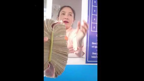Nhận cọc tiền cả kg, nhân viên trạm Cai Lậy bấm còi báo động
