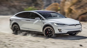 5 SUV tăng tốc nhanh nhất thế giới năm 2017