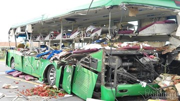 Vụ tai nạn tại Bình Định khiến 5 người chết: Có thể do lưỡi máy ủi?