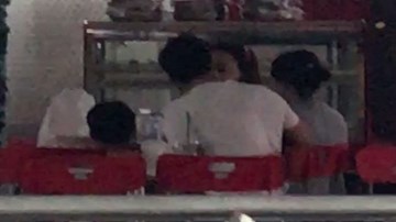 Hồ Ngọc Hà và Kim Lý hôn nhau khi cùng đi nghỉ dưỡng Côn Đảo