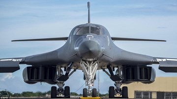 Oanh tạc cơ tại Guam xuất kích tới gần bán đảo Triều Tiên