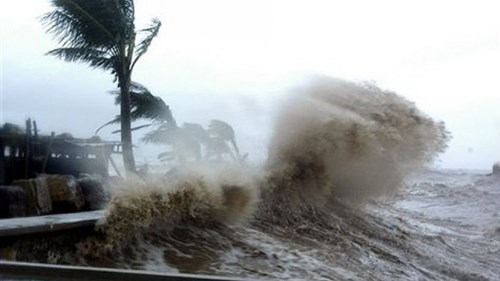 Bão cấp 10 hướng vào biển Đông, miền Bắc có thể mưa lớn