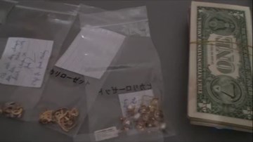 Tên trộm tiệm vàng bị bắt vì tham lam