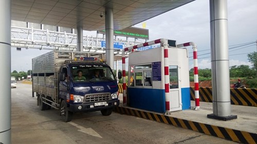 BOT quốc lộ 6: Điển hình của biến tướng 'tráng men' để thu tiền