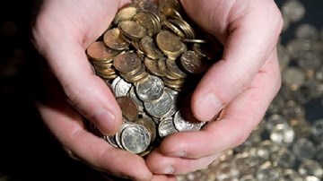 Doanh nhân Nga mang 4,7 triệu đồng xu đi trả nợ tiền bảo hiểm