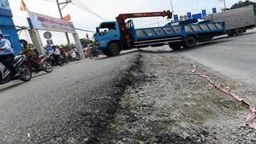 Những cái “bẫy chết người” trên đường ở TP.HCM