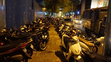 Ông Đoàn Ngọc Hải 'trảm' tiếp 2 bãi xe giữa trung tâm Sài Gòn