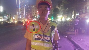 Cảnh sát 141 Hà Nội được trang bị camera dạng bút